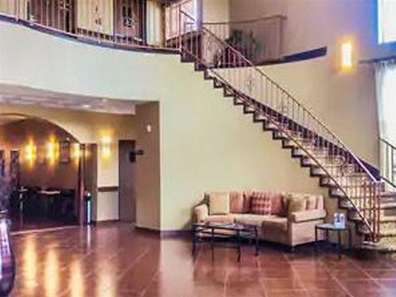 Hotel Baymont By Wyndham Cuero Extérieur photo