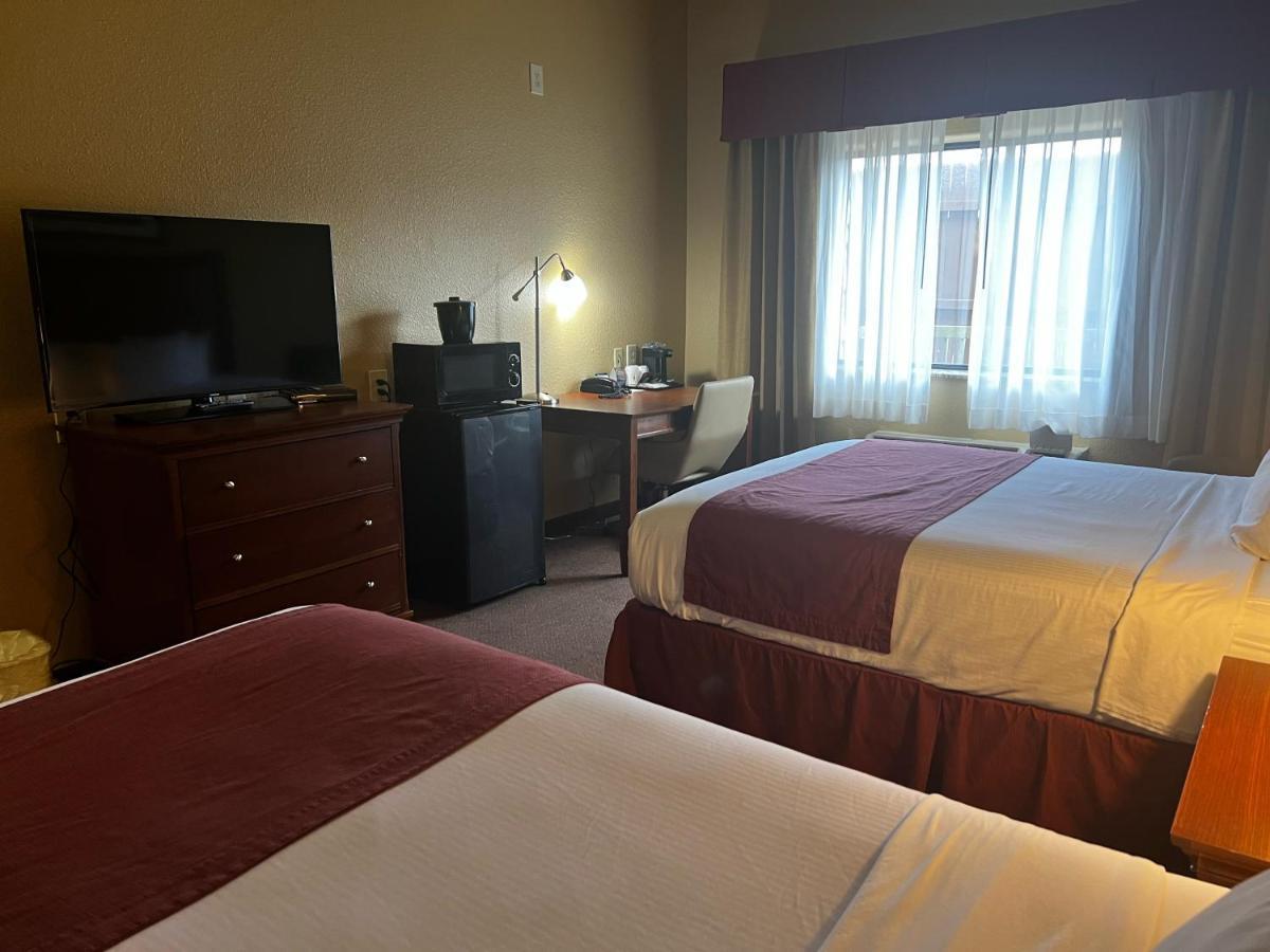 Hotel Baymont By Wyndham Cuero Extérieur photo